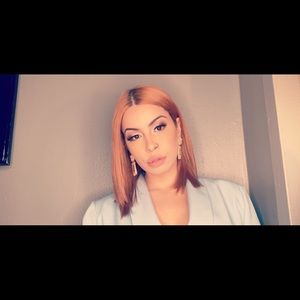 Meet your Posher, Nicole